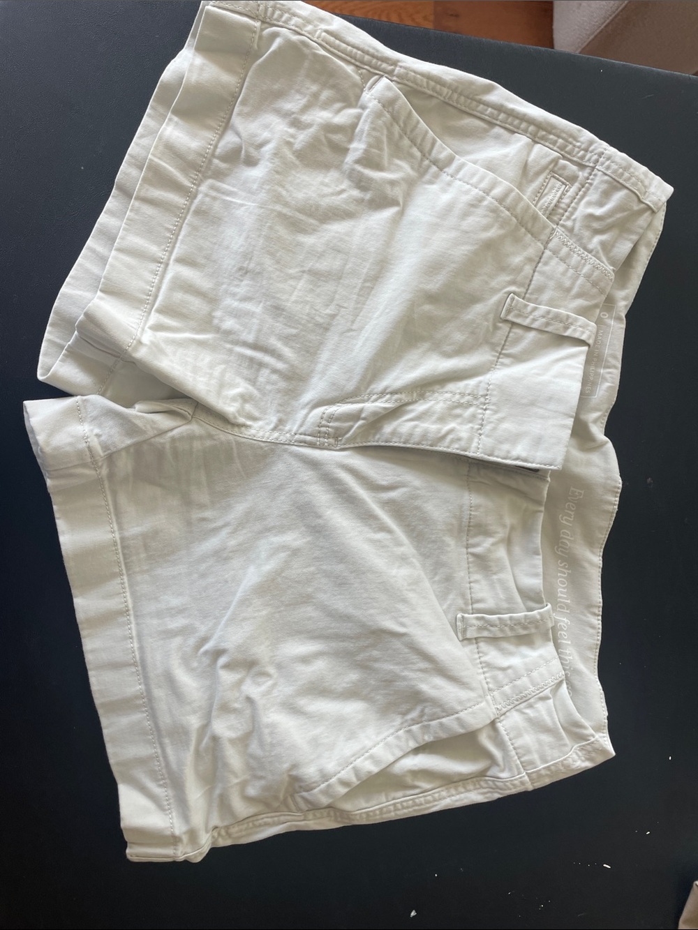 Vineyard Vines Women's White Cargo Shorts